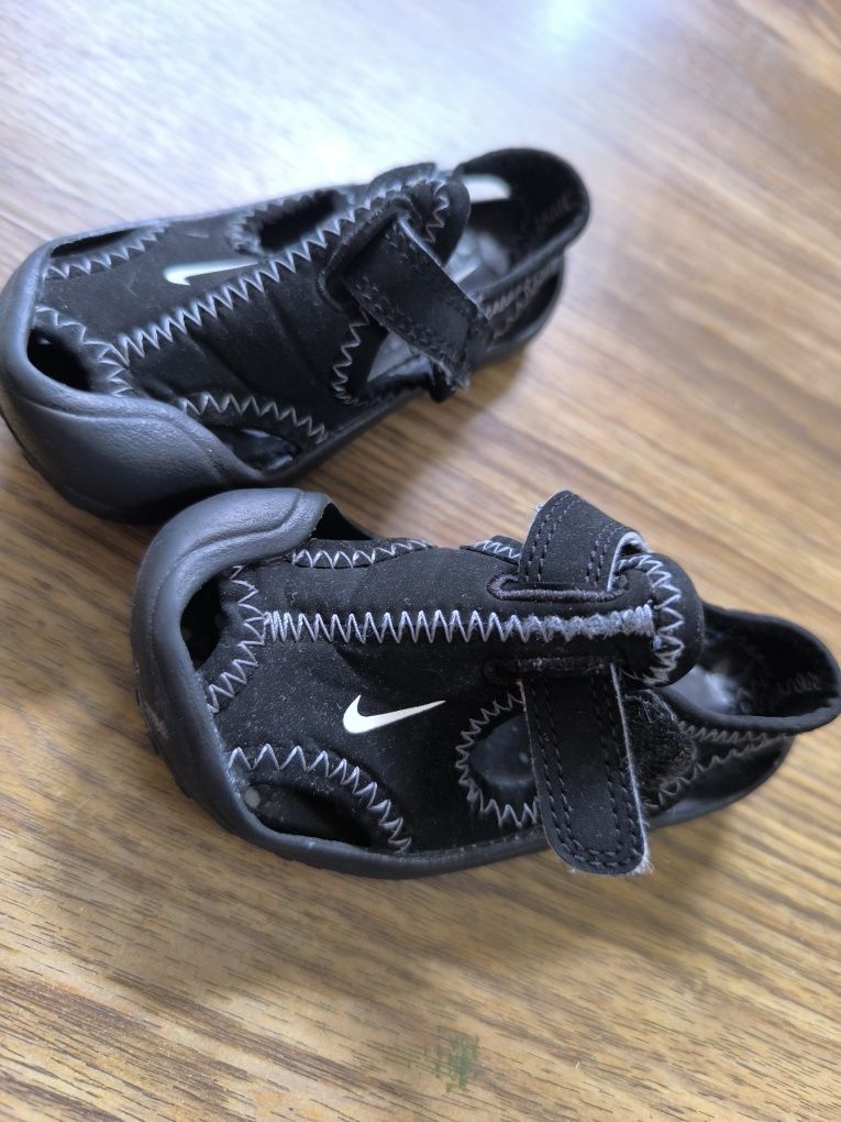 Buty dziecięce Nike letnie