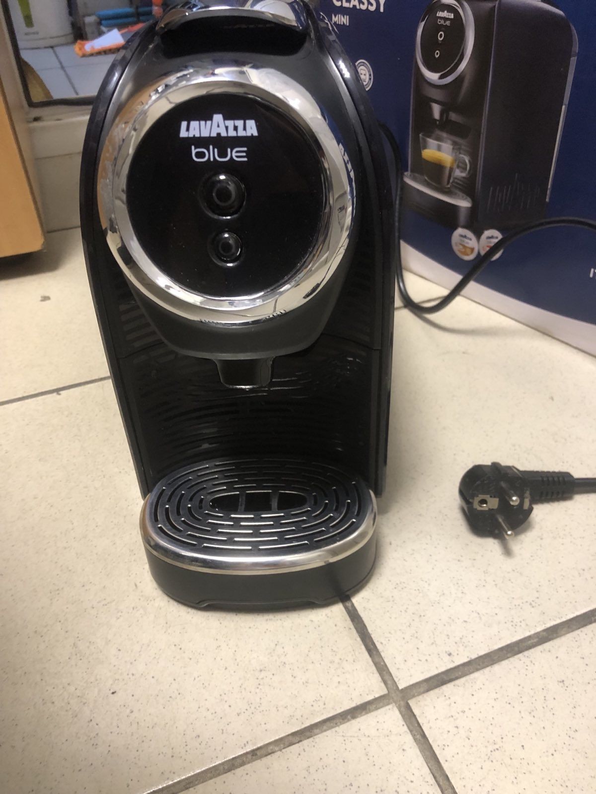 Капсульна кавомашина Lavazza LB300 Classy Mini