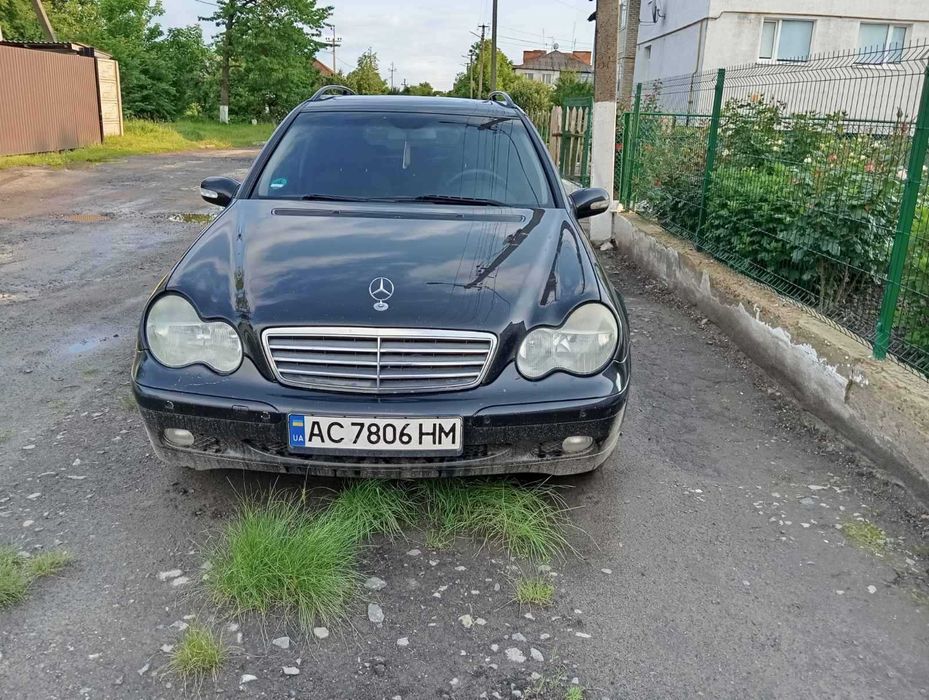 Продам Mercedes-Benz C-Class C 220 2003 року