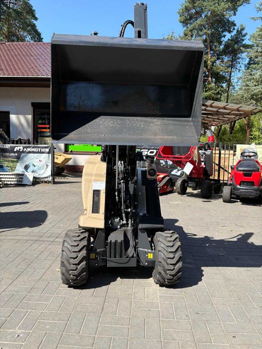 Miniładowarka MEYER MWL35 – 23KM hydrostatyczny napęd 3WD udźwig 350kg