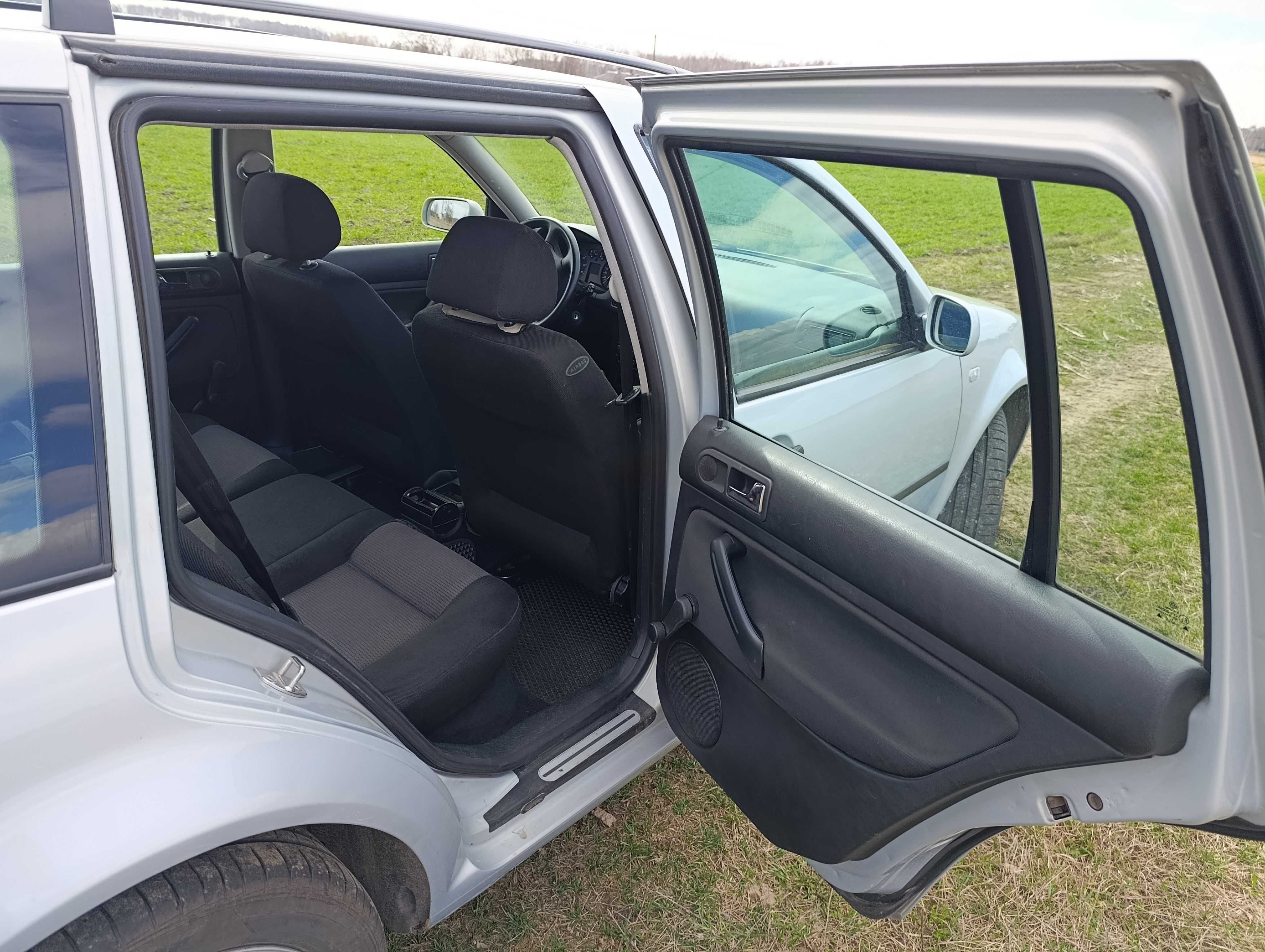 Продається Volkswagen Golf 4 (Гольф 4) 1,6 MPI