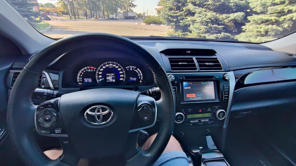 Продам Toyota Camry XV50 2011