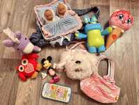 Міні Маус, ляльки, сумочки та інші іграшки