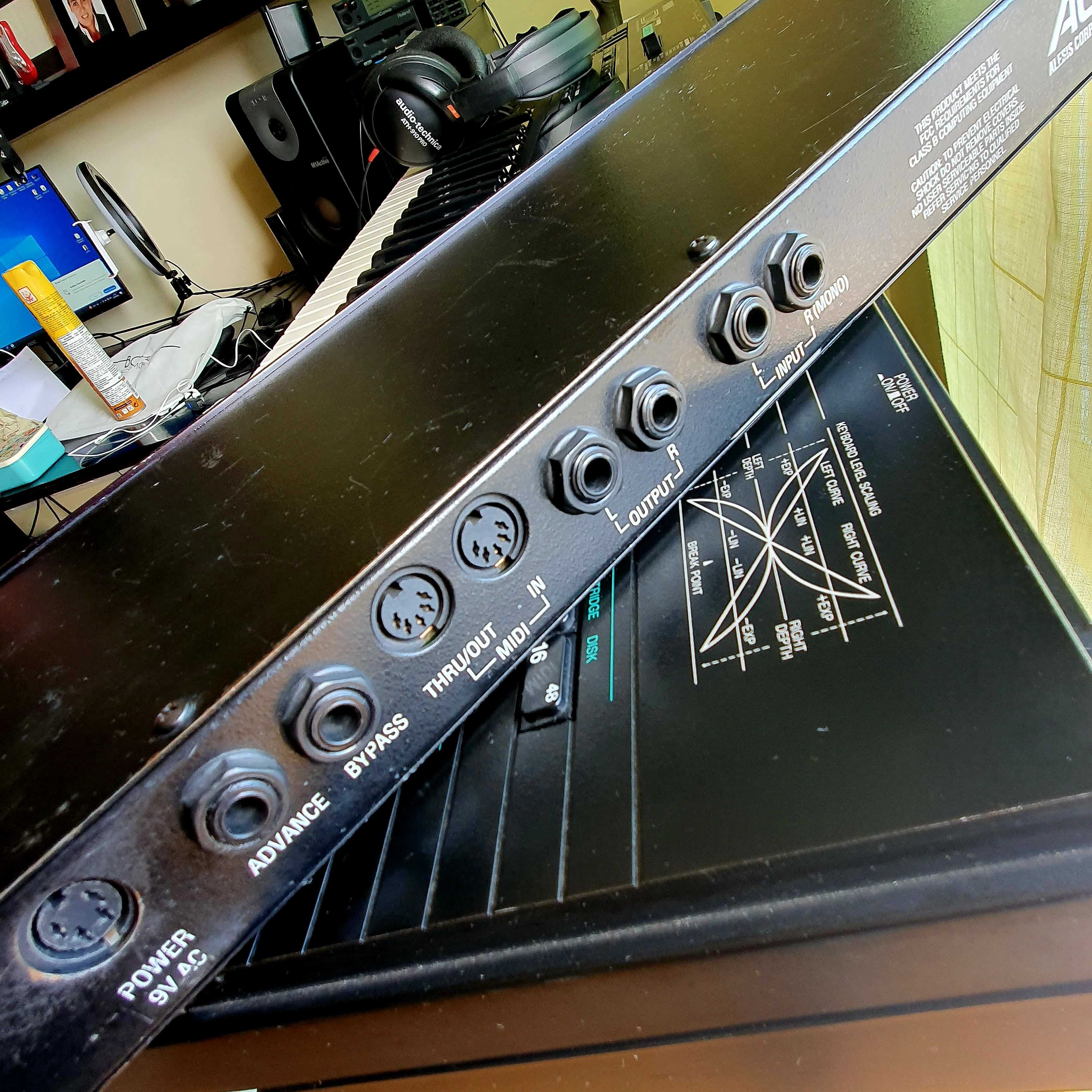 Processador efeitos Alesis Quadraverb