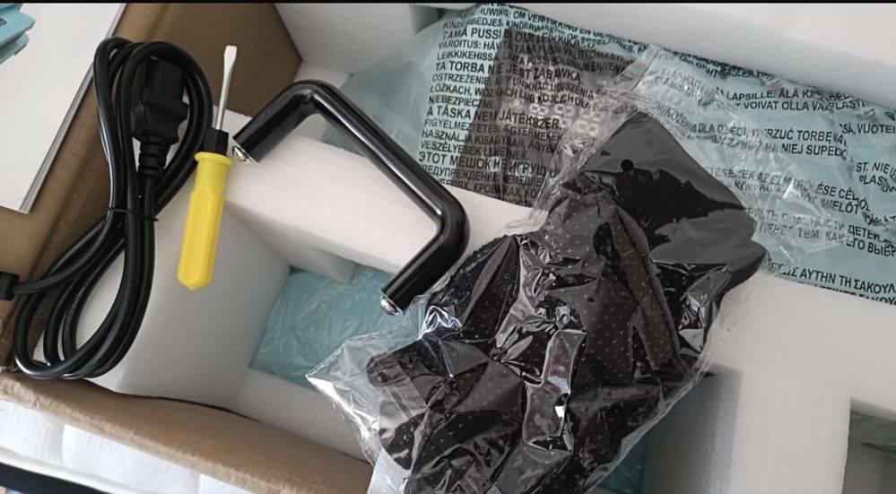 Prensa Térmica 38x38 MEGA PROMOÇAO  nova e embalada para roupa