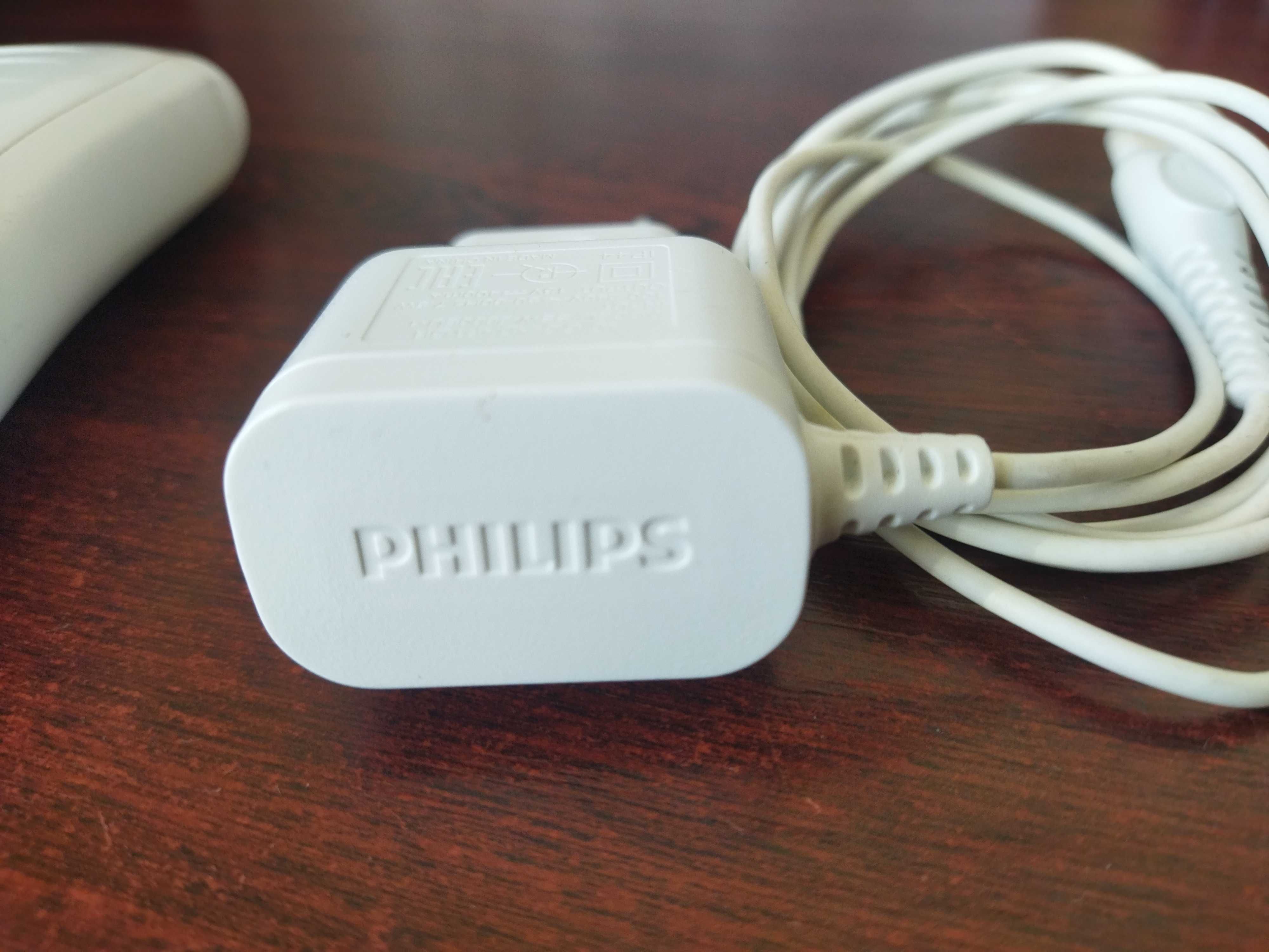 Эпилятор Philips SatinSoft Wet&Dry HP6522.