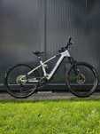 Rower elektryczny full CUBE STEREO HYBRID 120 RACE 750 rozmiar L