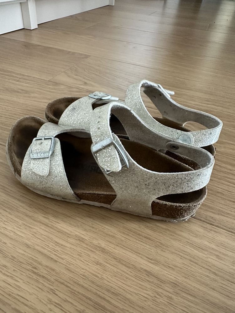 Sandałki Birkenstock r.31 srebrne