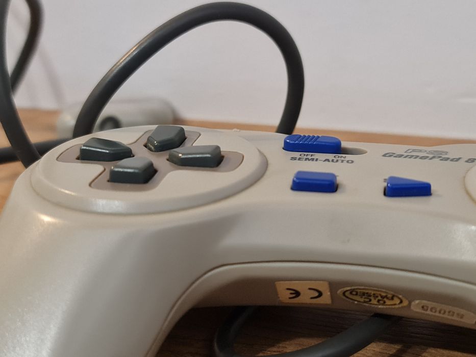 Gamepad do konsoli retro