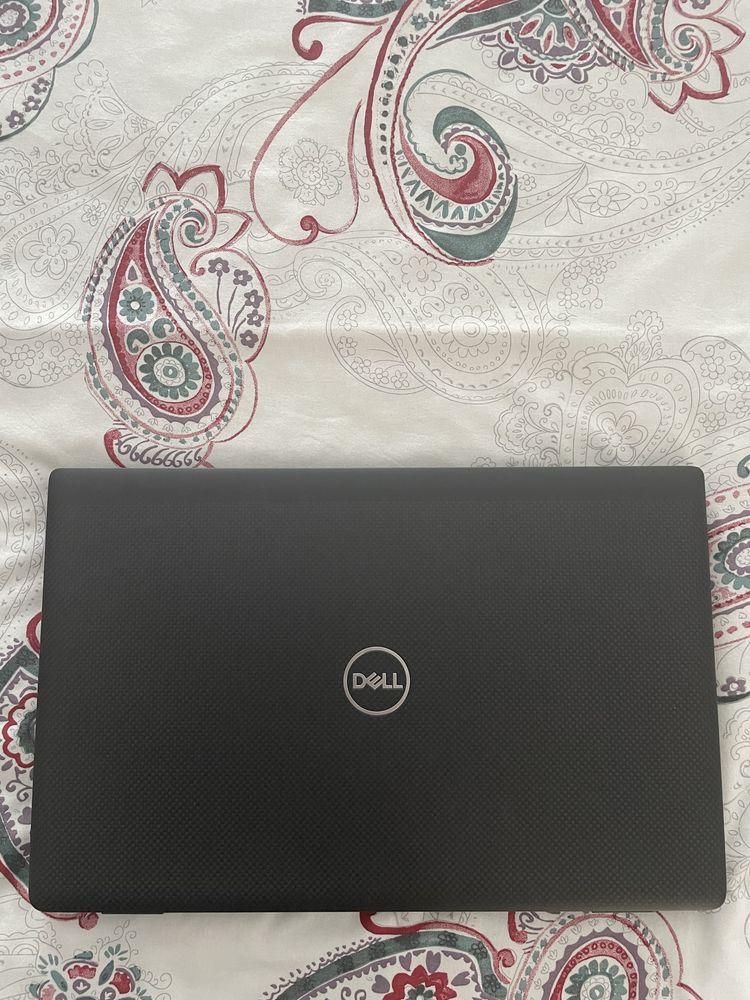 Portátil Dell Latitude 7520