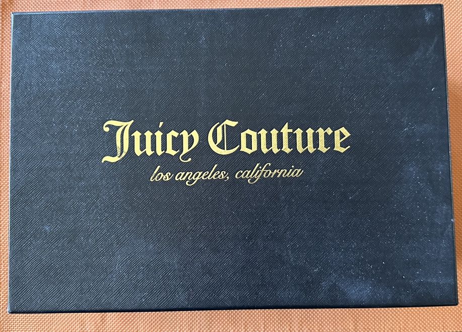 Juicy Couture.        .