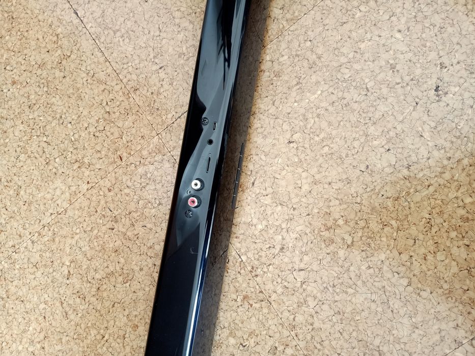 Coluna de som como nova