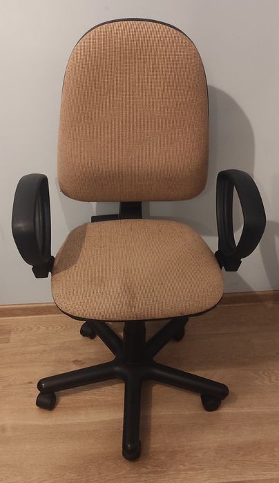 Krzesło biurowe obrotowe