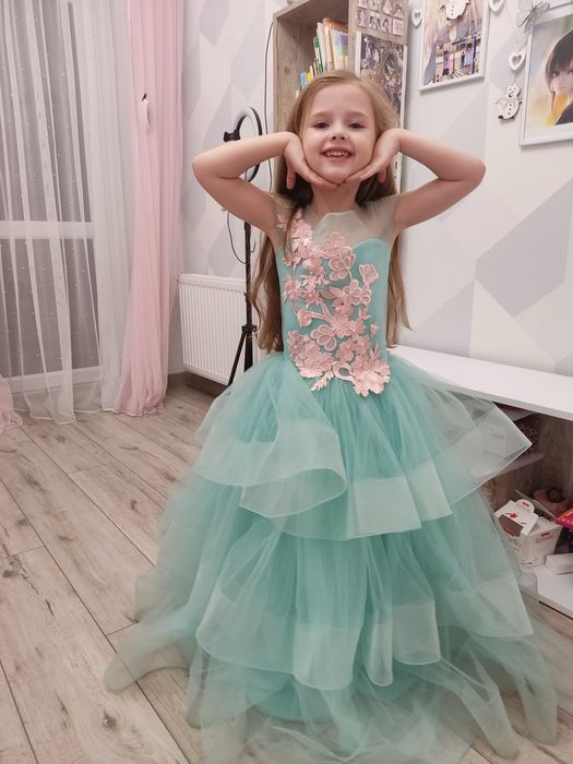 Сукня плаття, розмір 7-10 років, стан ідеальний