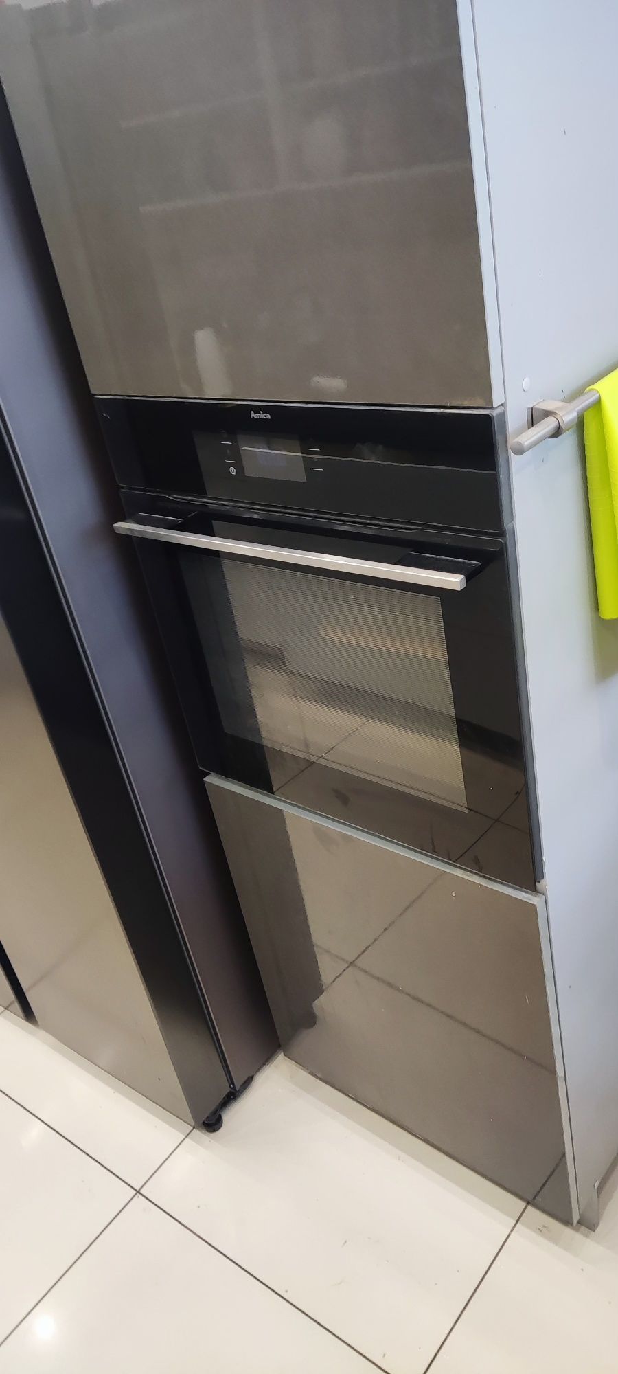 SSłupek kuchenny z piekarnikiem