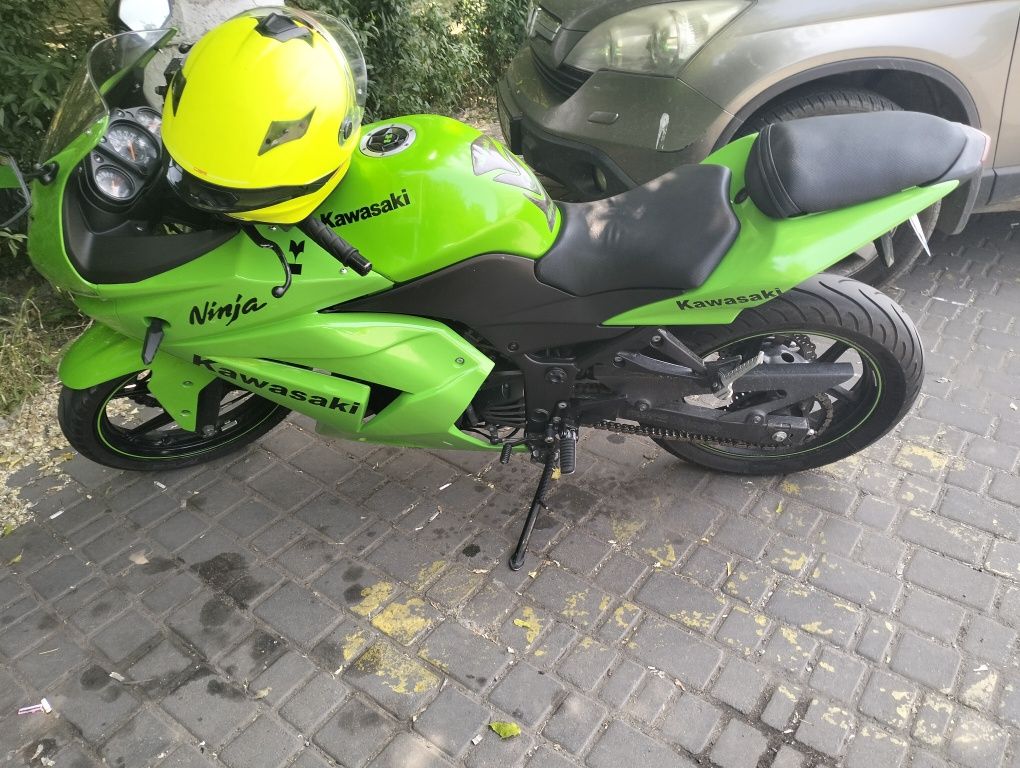 Продам Kawasaki ex250j 2008 року