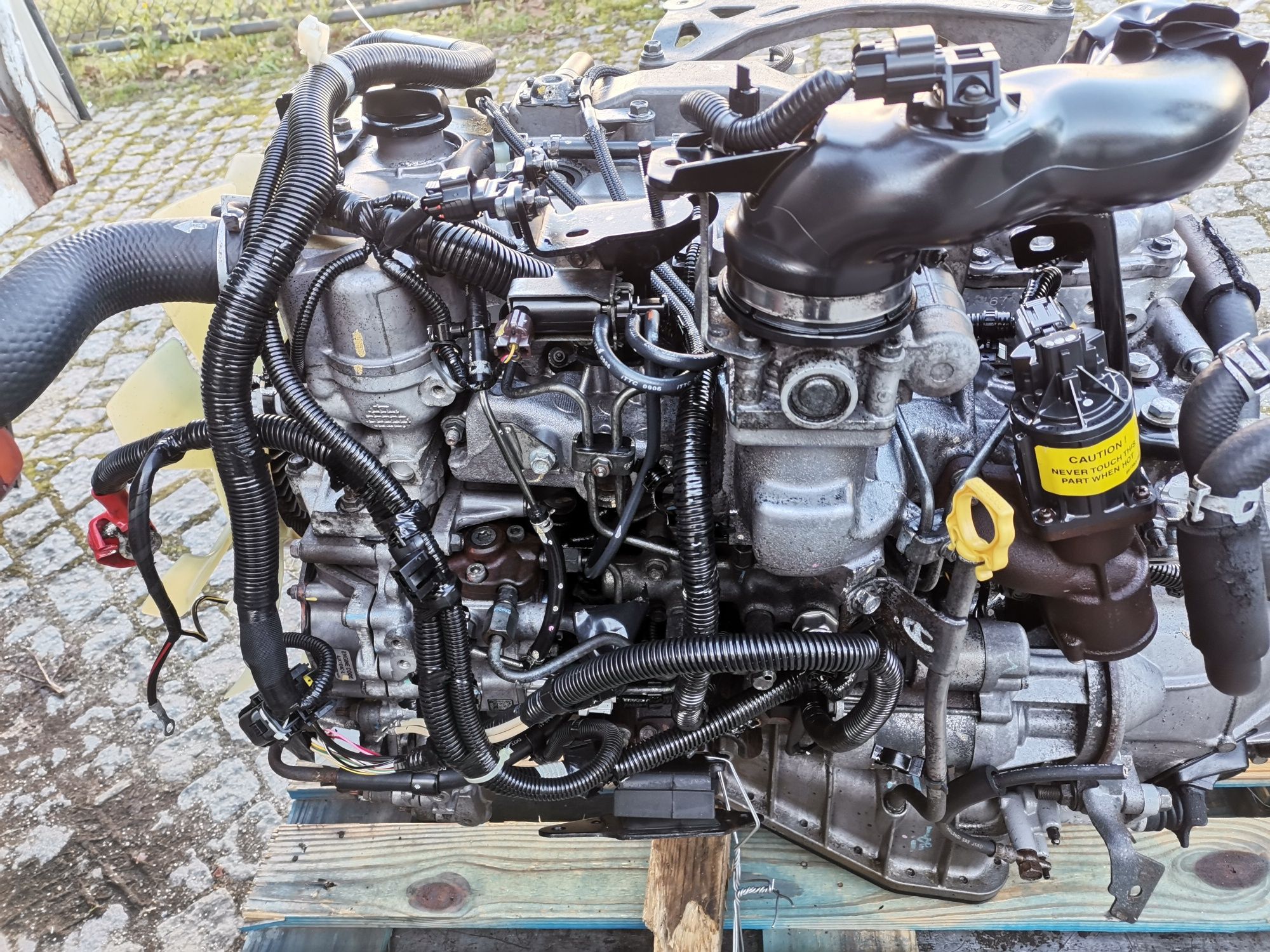 Motor Isuzu 2.5 dmax 4jk1