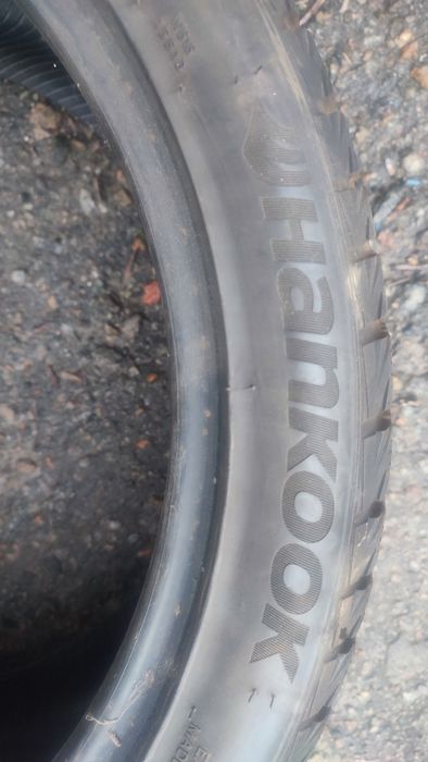 Зимние шины 235/40 R18 95T Hankook Winter i*cept IZ2 W616