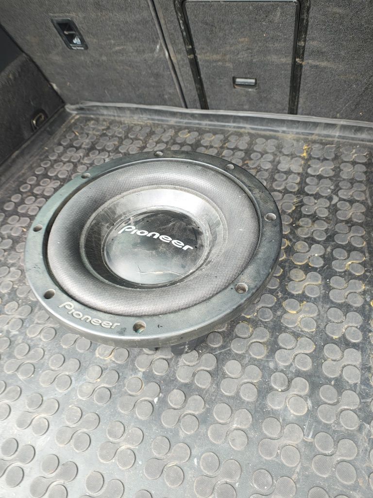 Skrzynia basowa tuba Subwoofer Pioneer TS W121 SPL
TS-W121SPL