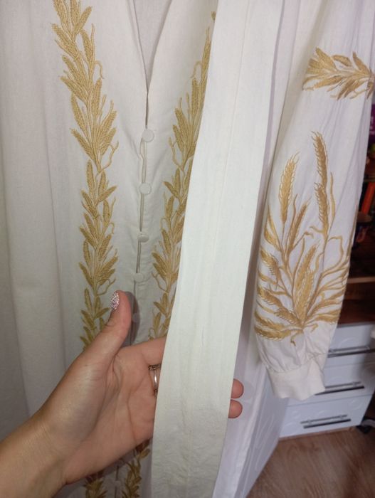 Вишиванки, вишита сукня