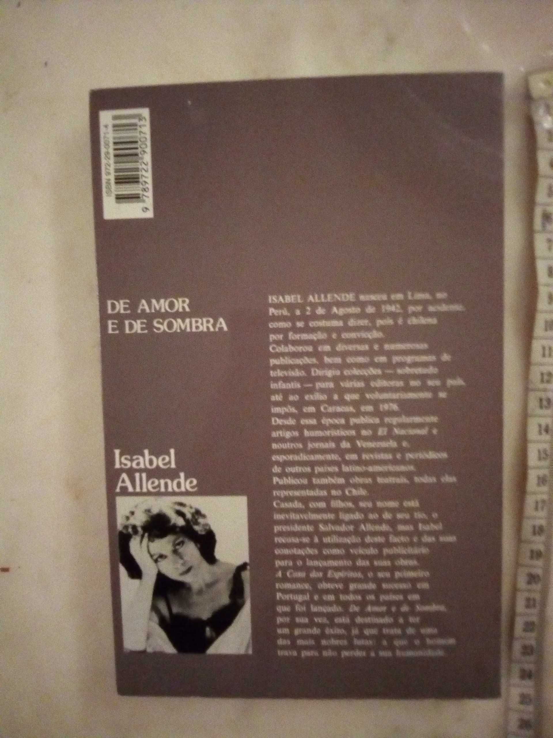 Livro "De Amor e de Sombra" - Isabel Allende