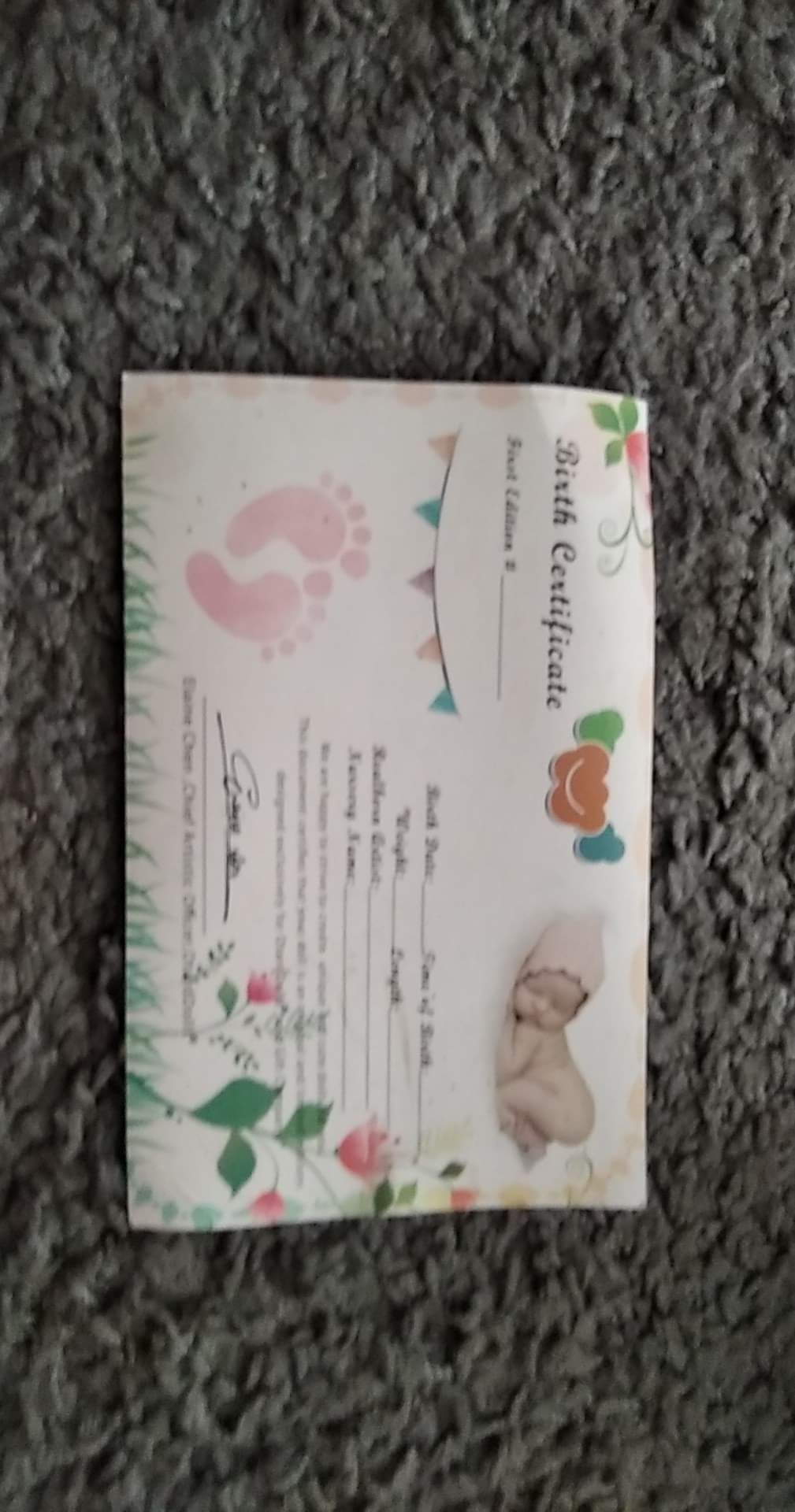 Lalka wyglądająca jak dziecko