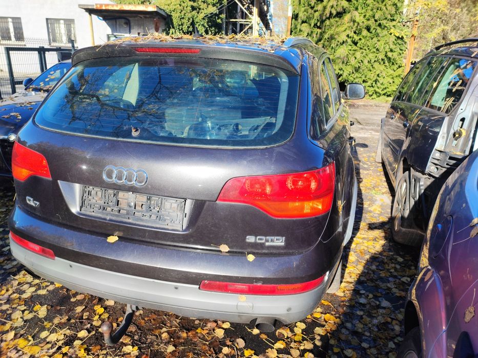 Audi Q7 LZ7L 3.0TDI Quattro na części