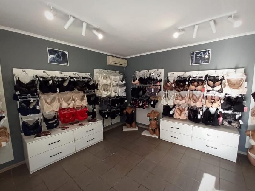Готовий бізнес у Миргороді: Магазин білизни з власним приміщенням!