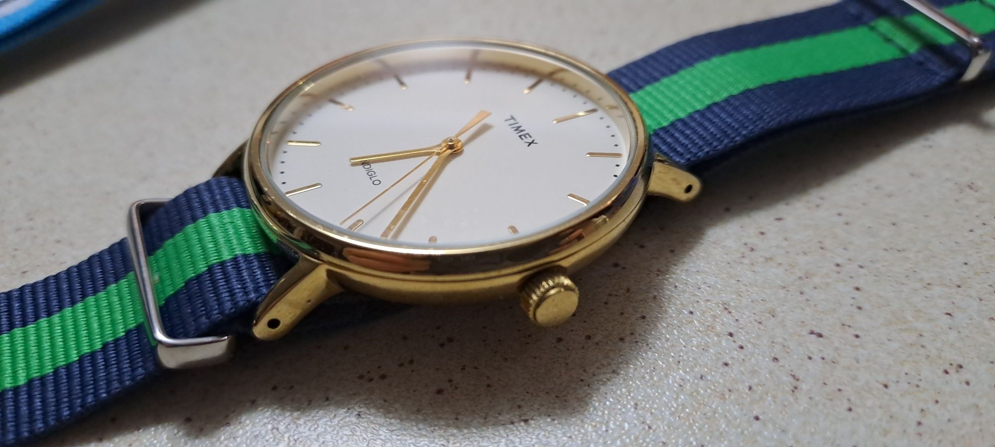 Sprzedam zegarek Timex Weekender stan idealny drugi pasek gratis