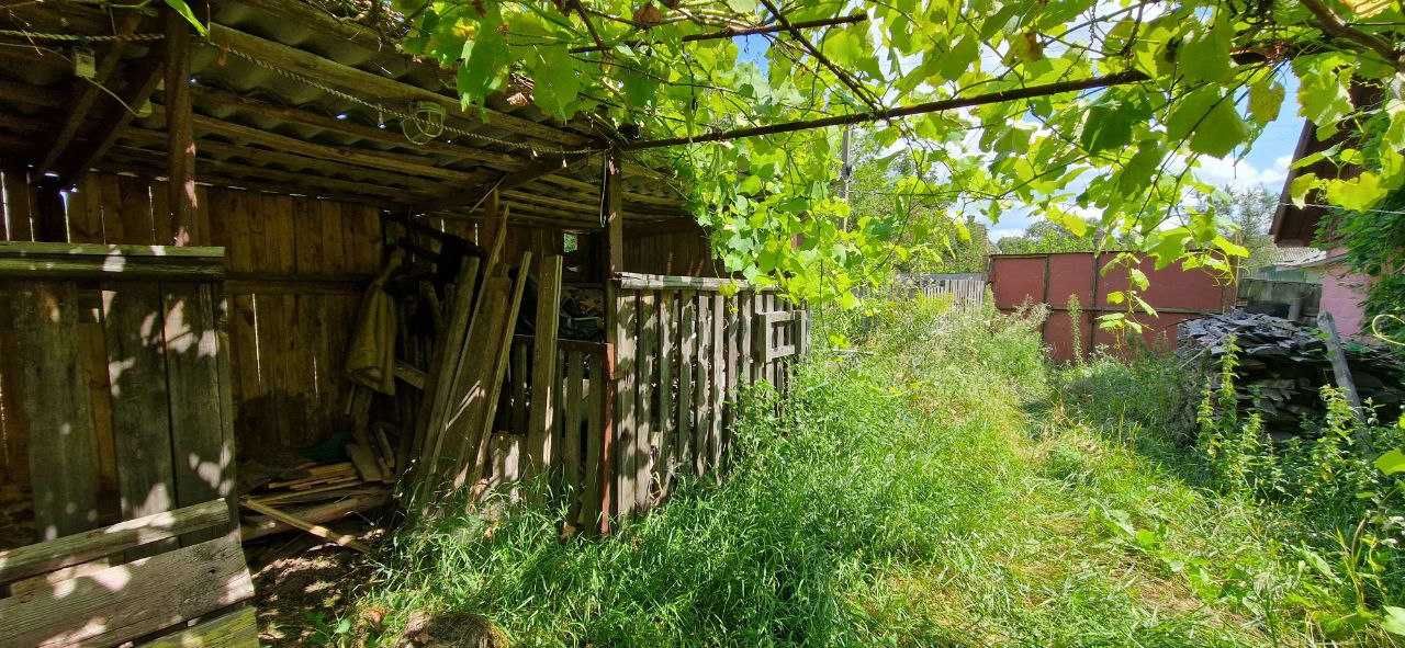 Будинок в селі Халявин