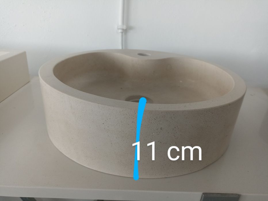 Pia em Pedra Creme Fátima