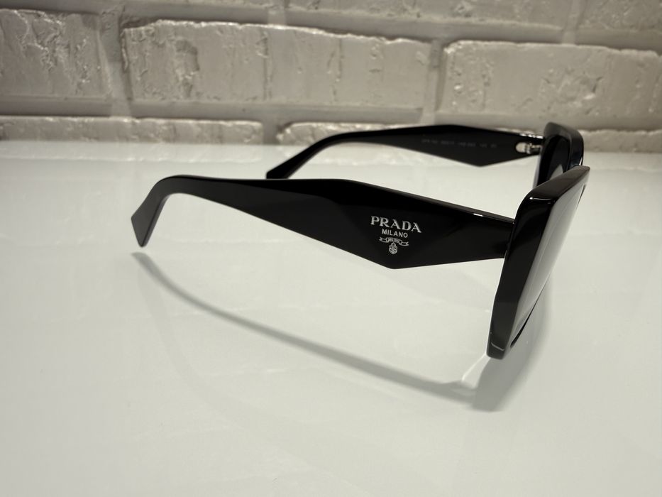 Оригинальные солнцезащитные очки Prada Size 55