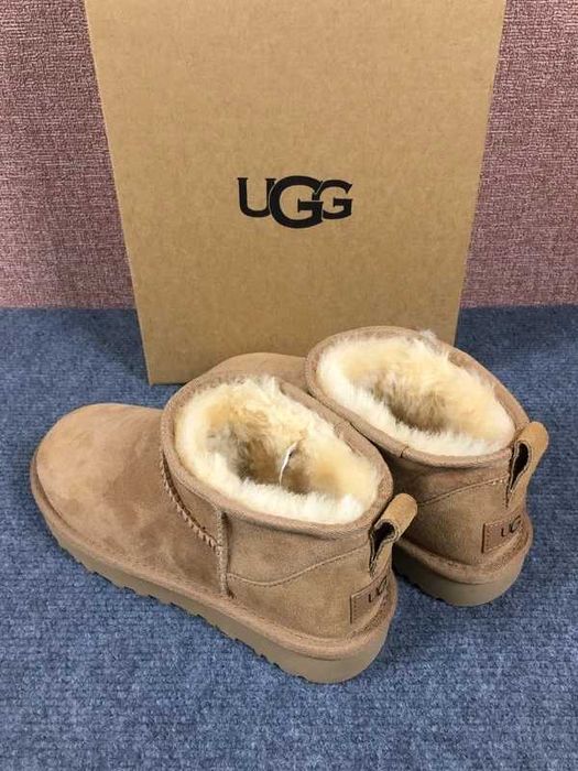 UGG_Buty lowmel_38