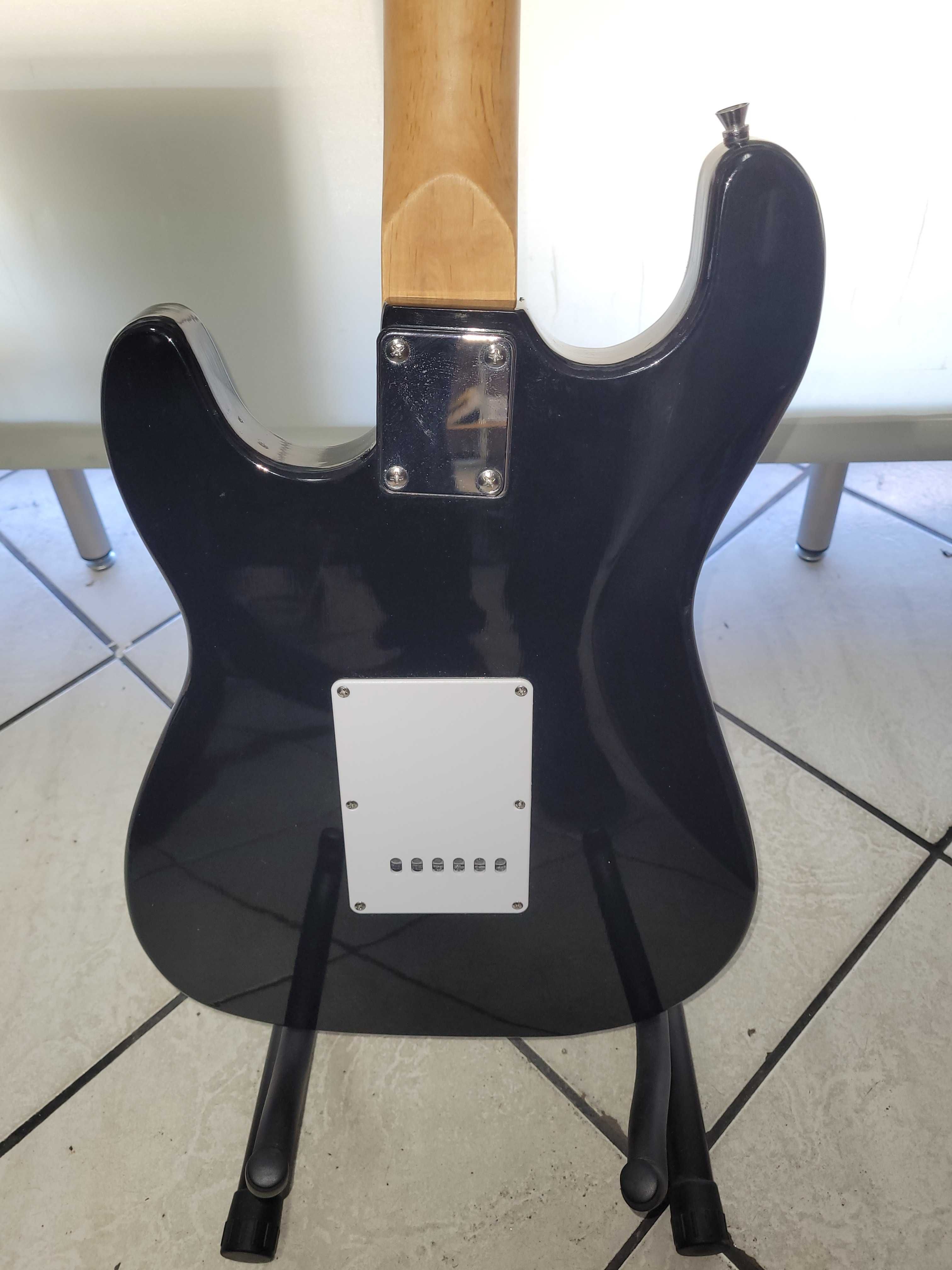 Gitara elektryczna Preston + pokrowiec + kabel