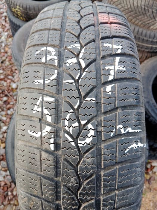 Opona używana zimowa 175/65R14 Riken Snowtime b2 1szt.