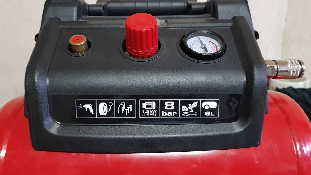 Sprężarka; Kompresor bezolejowy Einhell TC-AC 190/6/8 8Bar