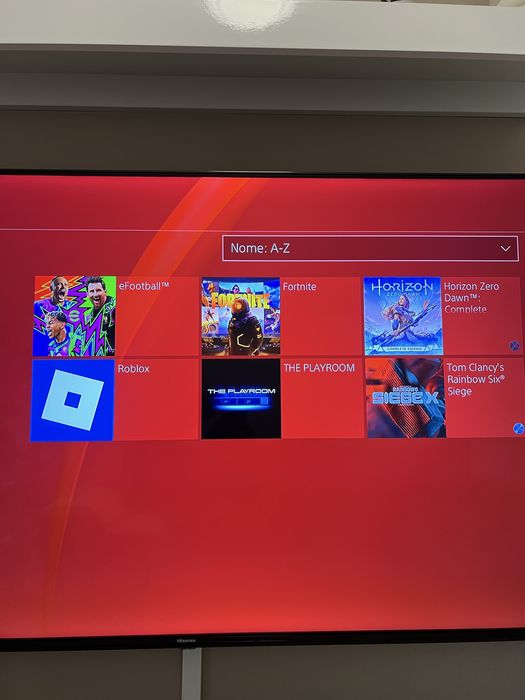 PlayStation 4 + Comando + Jogos (Horizon, Rainbows, Roblox,Fortnite)