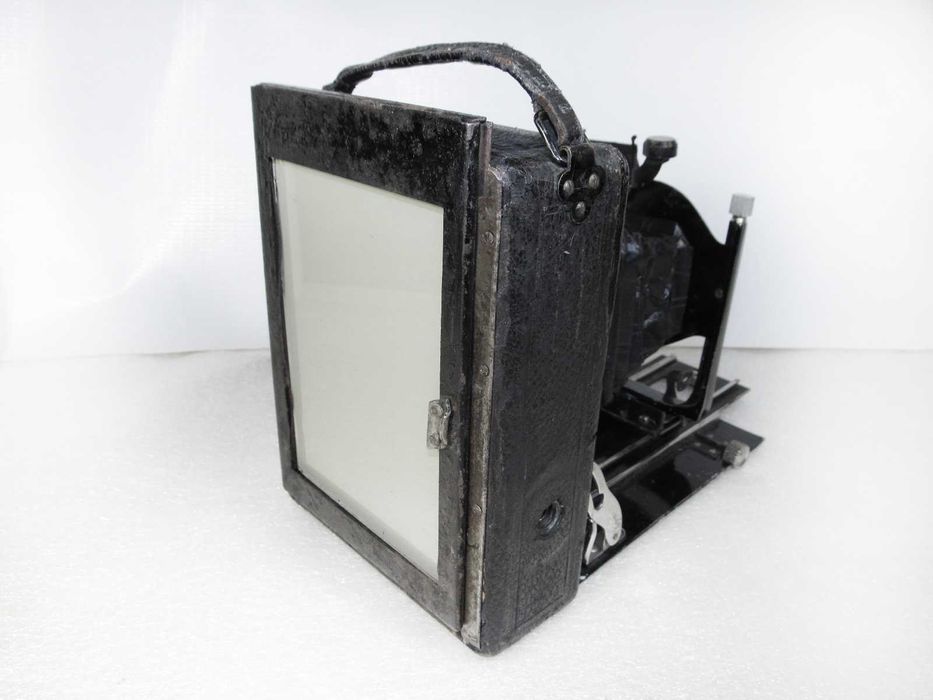 Старинный фотоаппарат Contessa Nettel. 9х12.