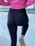 Legginsy modelujące z marszczeniami Push-up fitness r.S wys.24h