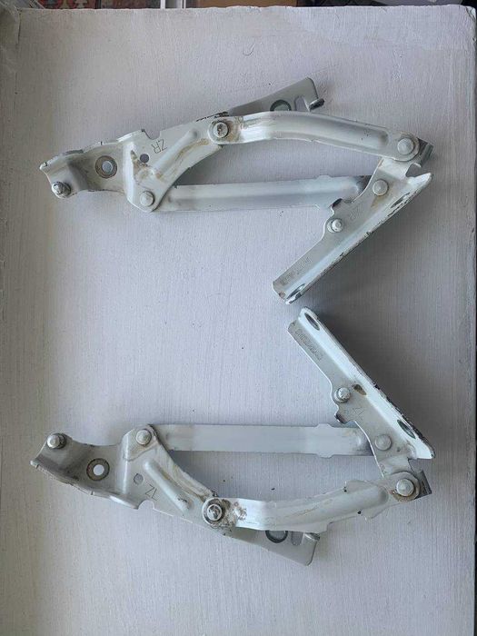 Фонарь, стоп, петли, замок багажника mazda 3 bl седан 2009-2013