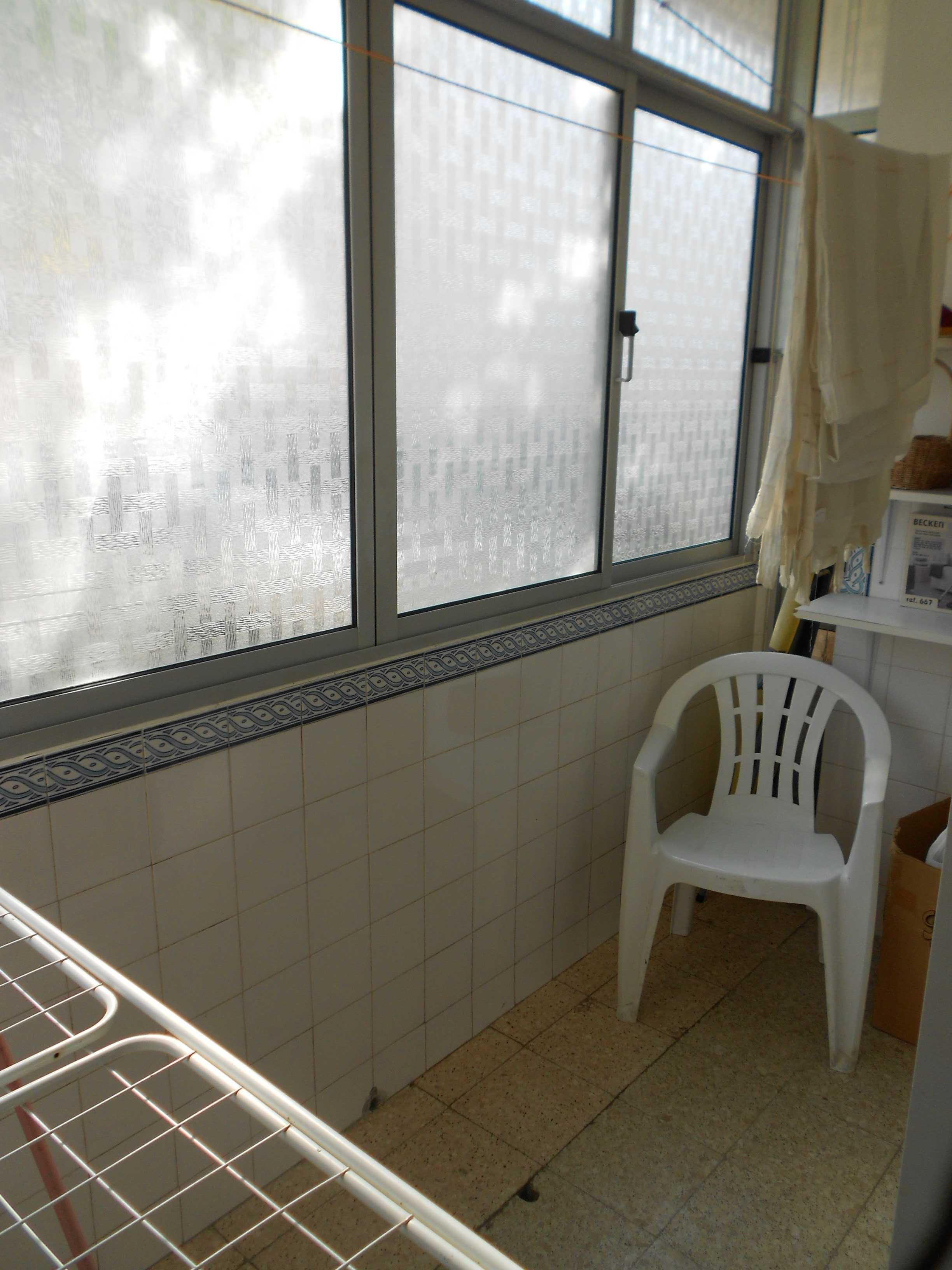 Quarto individual em apartamento T3