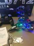Nova avião com controlo remoto (dron), e sensor de gravidade.
