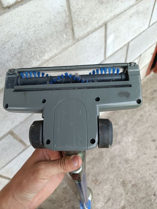 Пилосос вертикальний maxxmee