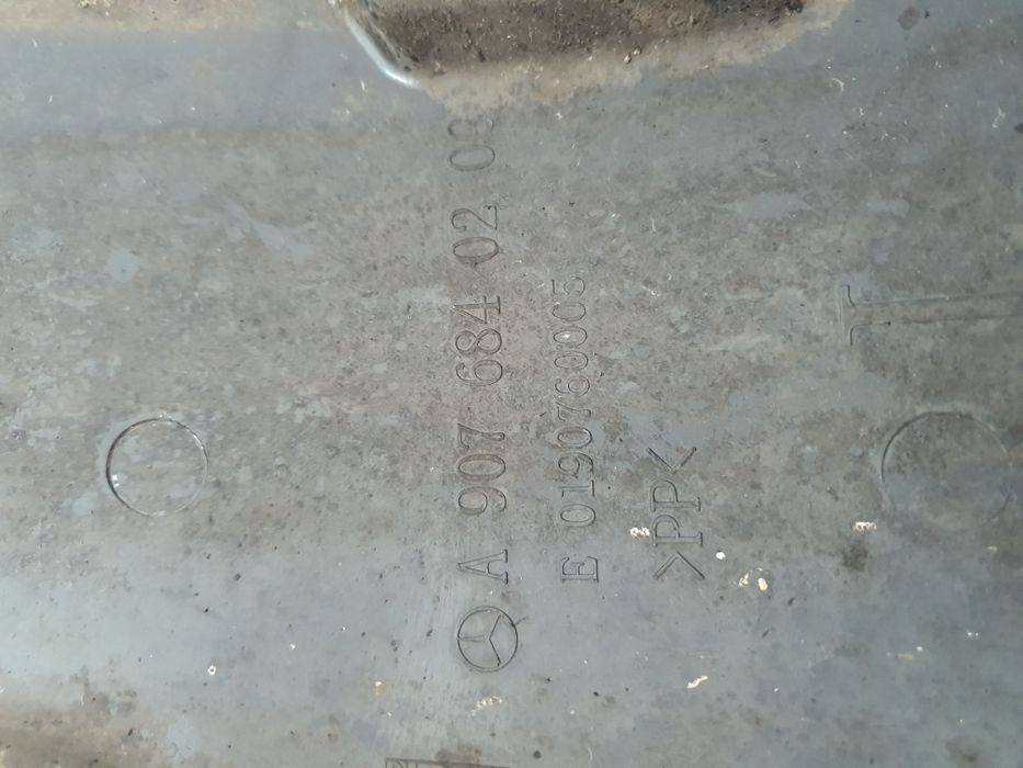 Підкрилок передній лівий, задня частина mb Sprinter w907 w910 2018+