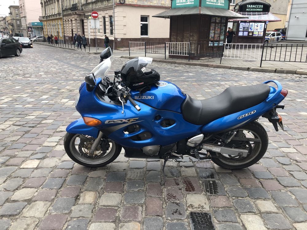 Suzuki Gsxf 600 Katana