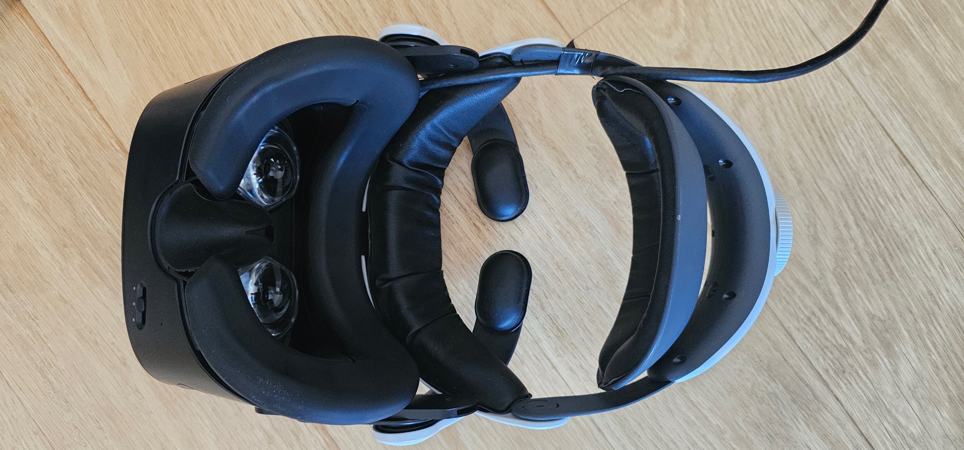 HP Reverb G2 v2 VR Headset + Bobovr Headstrap