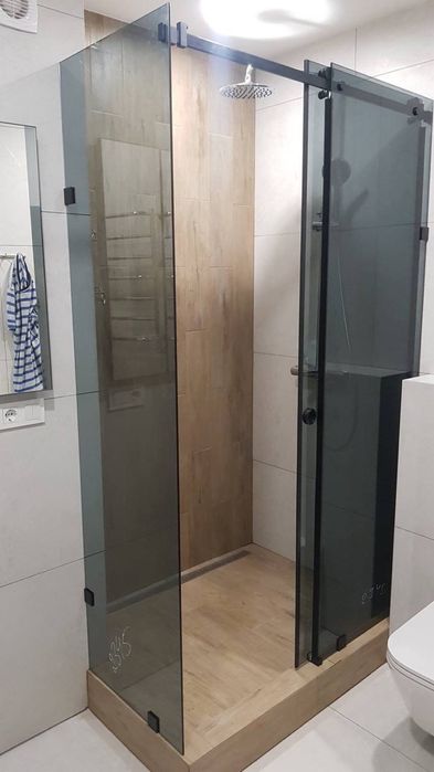 Душевые кабины из закаленного стекла. Перегородки в душ.