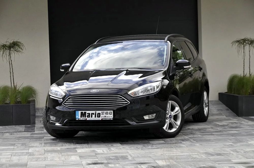 Ford Focus Nawigacja, PDC. LED, grzane fotele, szyba i kierownica - zapraszam