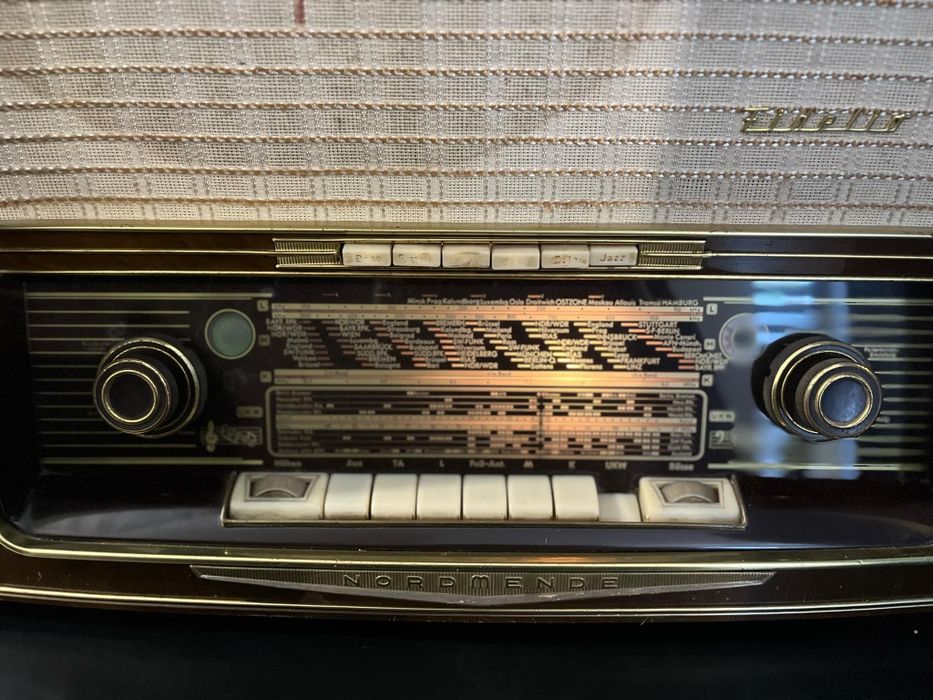 Radio lampowe Nordmende Fidelio 57