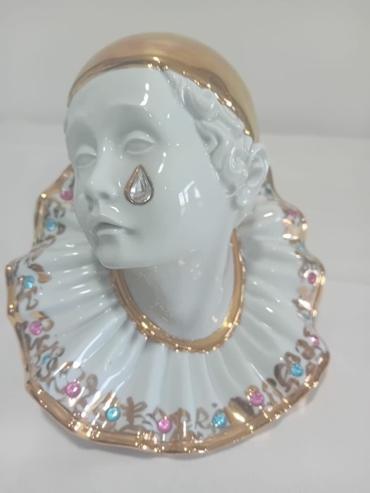Pierrot de porcelana vintage com detalhes de ouro & swarovski